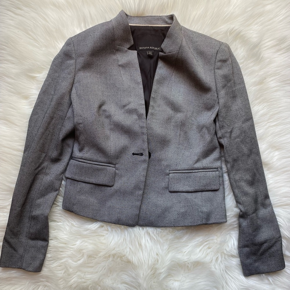Banana Republic Women’s Blazer